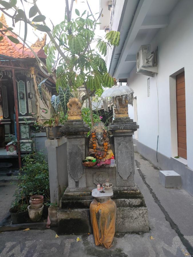 Roy Guest House Canggu Zewnętrze zdjęcie